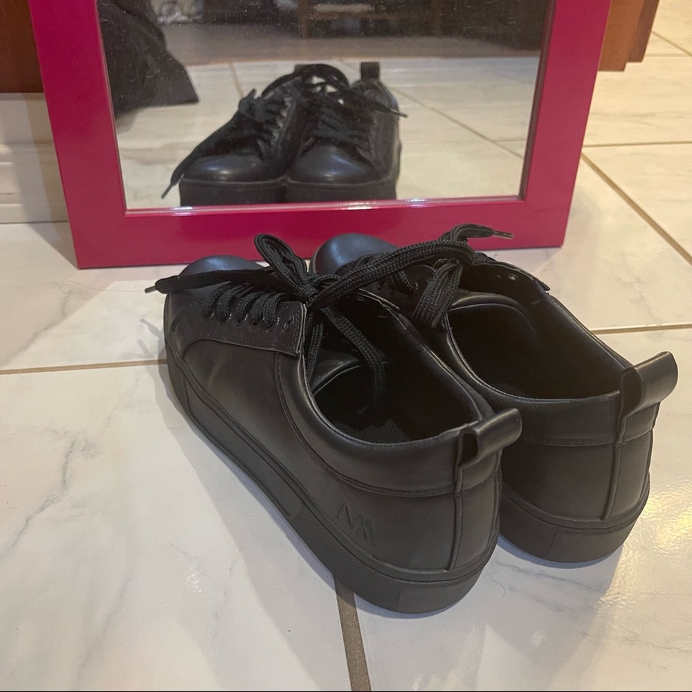 Matt&Nat Dark Blue Platform size 8